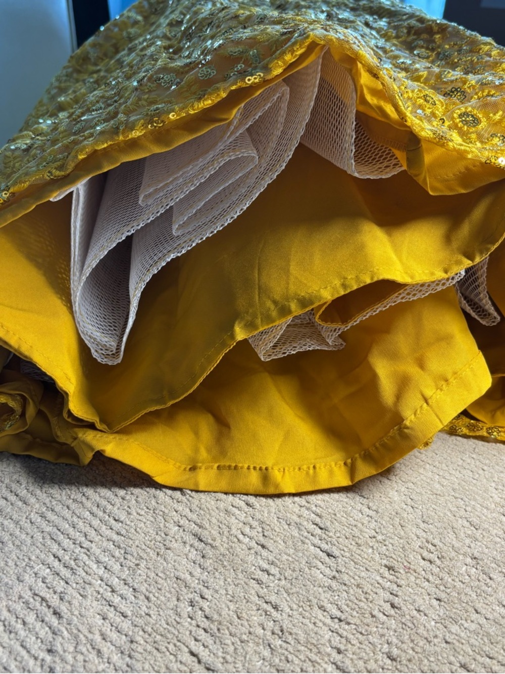 AhoiCHIC Yellow Embroidered Dress - M - Picture 15 of 16